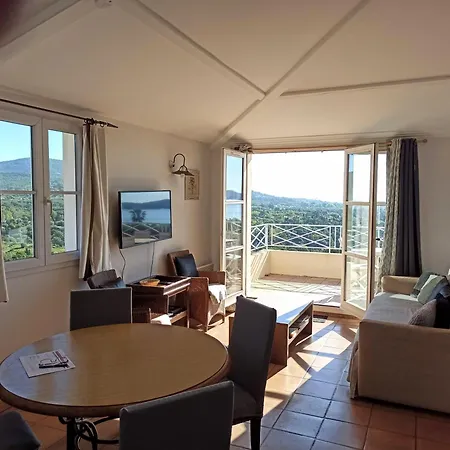 Les Restanques, Bastides Vue Golfe Saint Tropez *