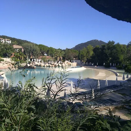 Les Restanques, Bastides 3105, Vue Golfe Saint Tropez グリモー